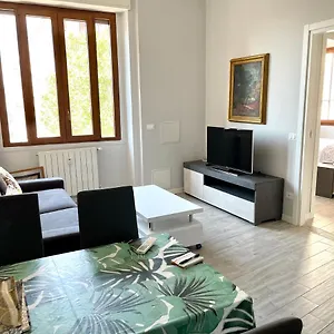 Enzo Apartment Milan